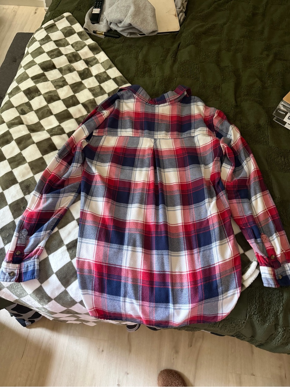 American Eagle Outfitters Red, Navy & White Plaid Button-Down Shirt